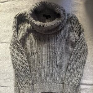 Banana Republic Turtle Neck